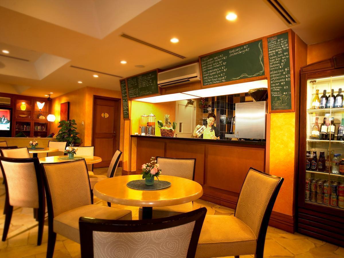 Fraser Place Robertson Walk Singapour Extérieur photo The interior of a typical hotel bar
